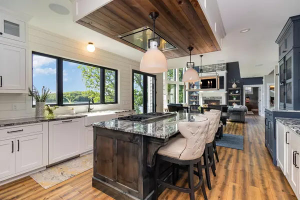 Maple Grove, MN 55311,7516 Mariner DR