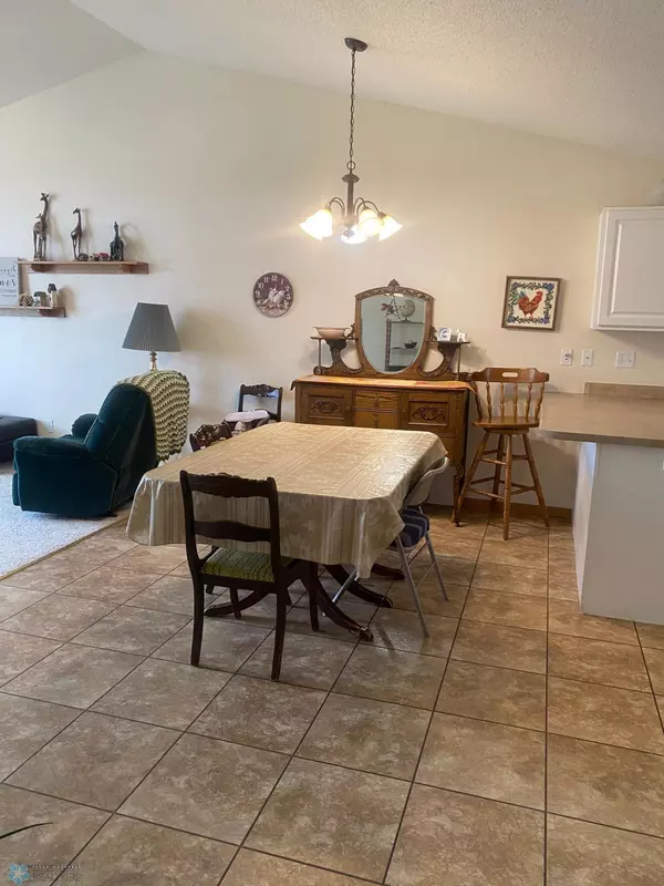 Moorhead, MN 56560,426 30th ST N