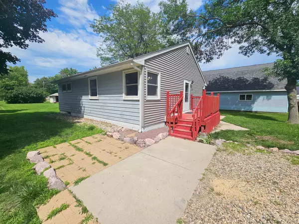 Slayton, MN 56172,2929 Maple RD