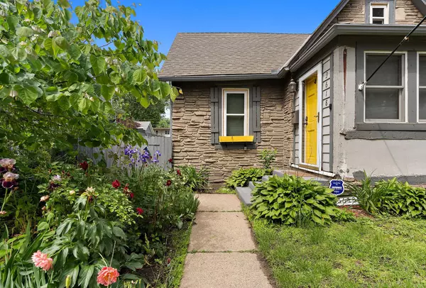 Minneapolis, MN 55418,3618 2 1/2 ST NE