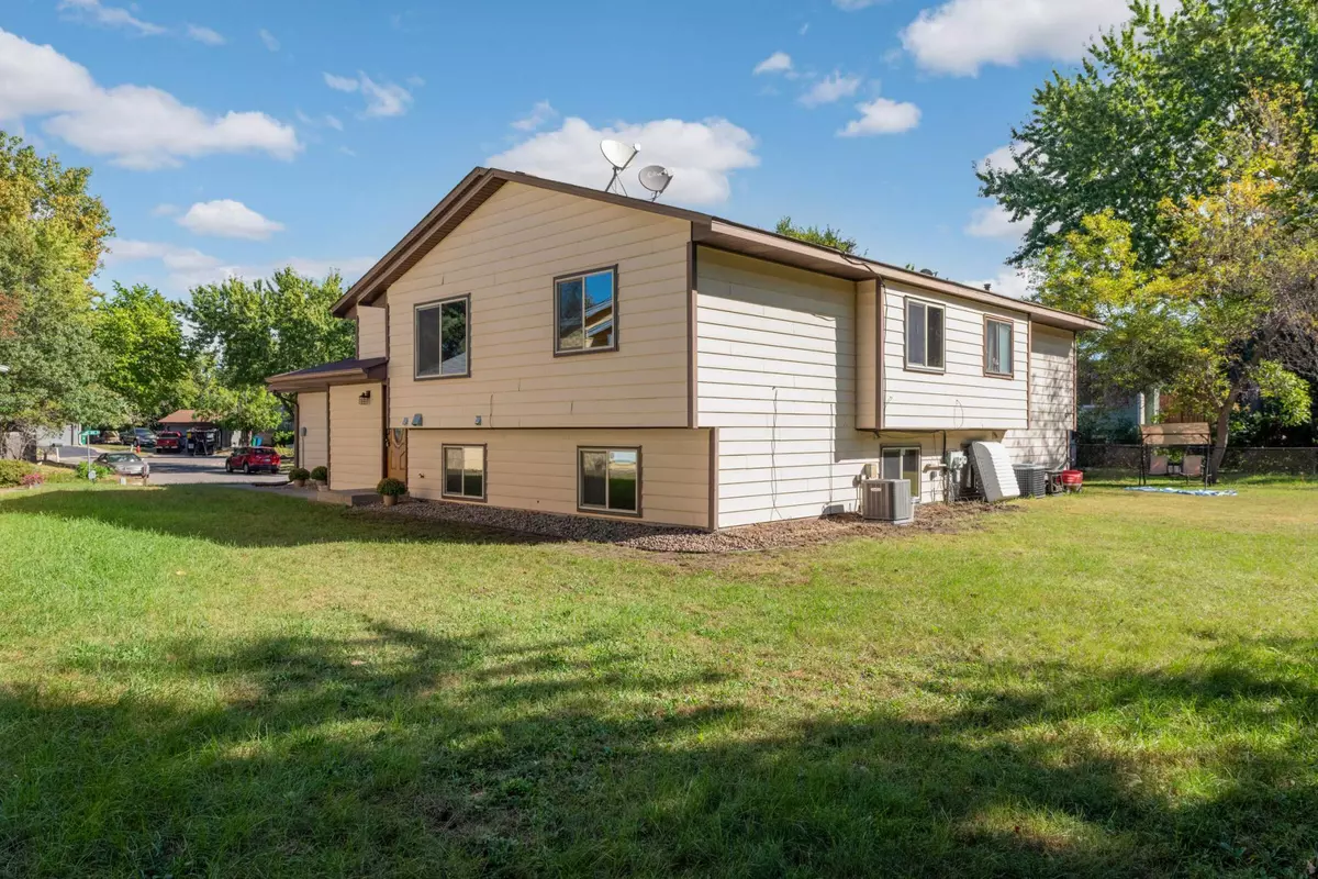 Crystal, MN 55429,5327 Angeline AVE N