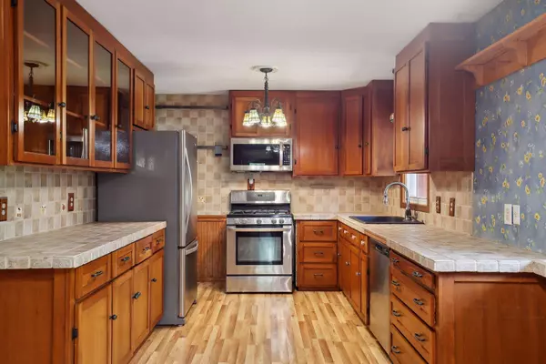 Golden Valley, MN 55427,8000 Westbend RD