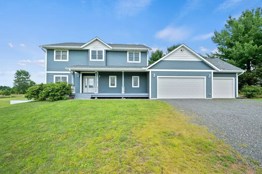 596 200th AVE, Somerset, WI 54025