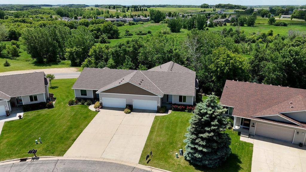 Lonsdale, MN 55046,609 4th Circle DR SE