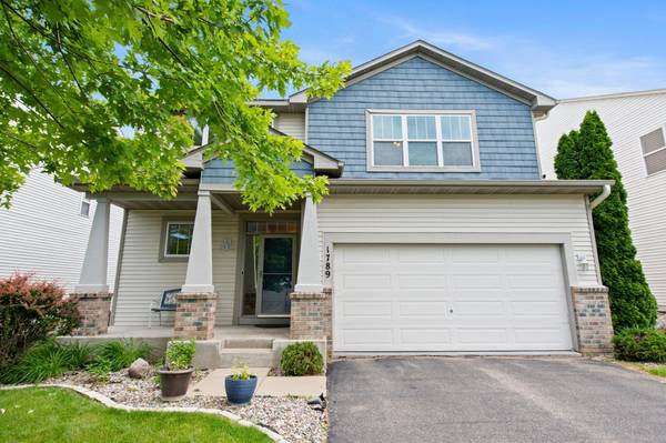 1789 Switchgrass CIR, Shakopee, MN 55379