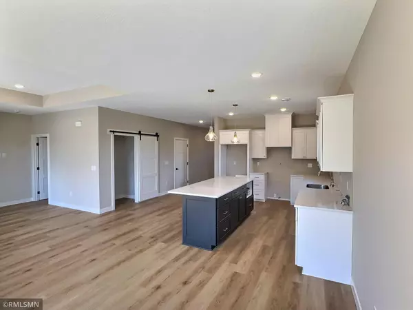 Annandale, MN 55302,7541 Lake John DR