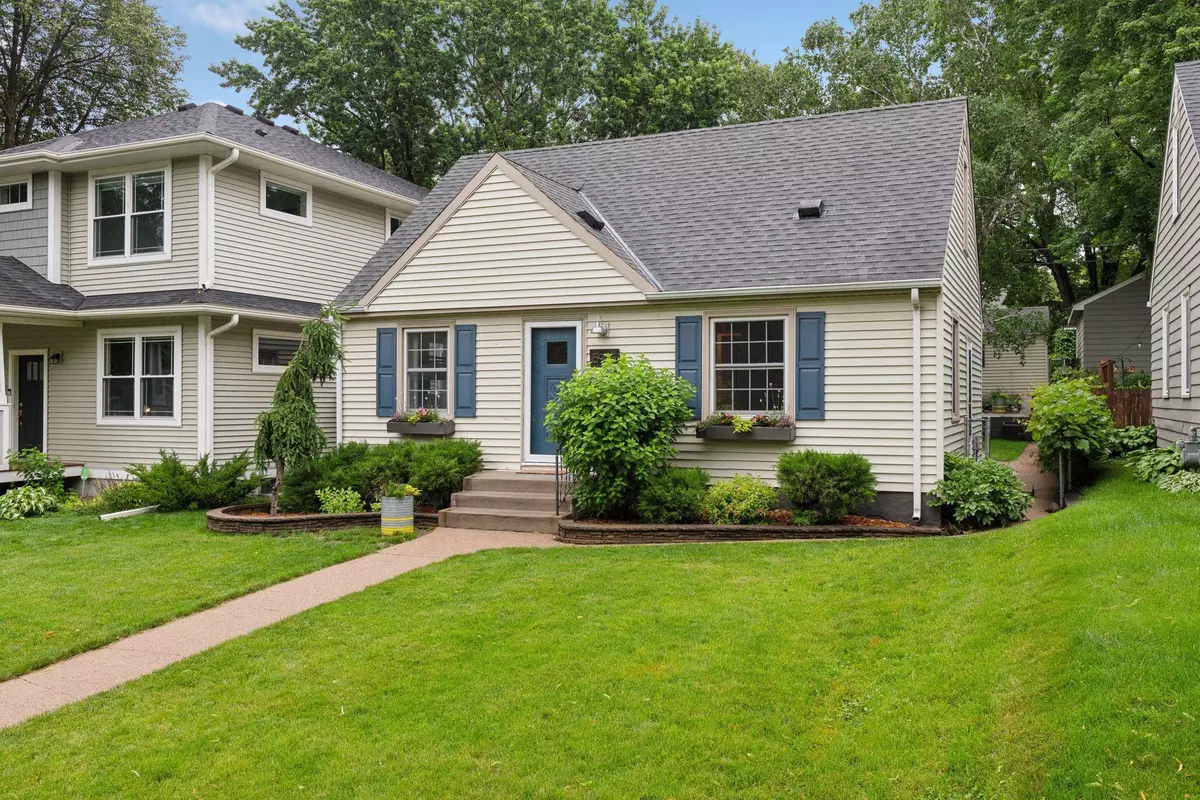 Minneapolis, MN 55410,5905 Vincent AVE S