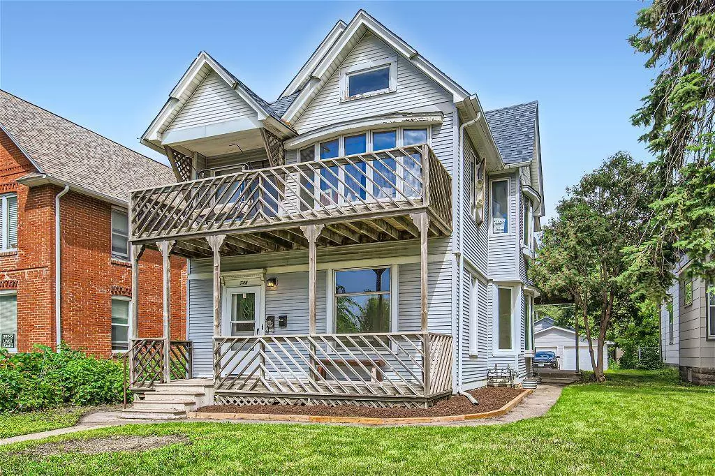 Minneapolis, MN 55413,745 Fillmore ST NE
