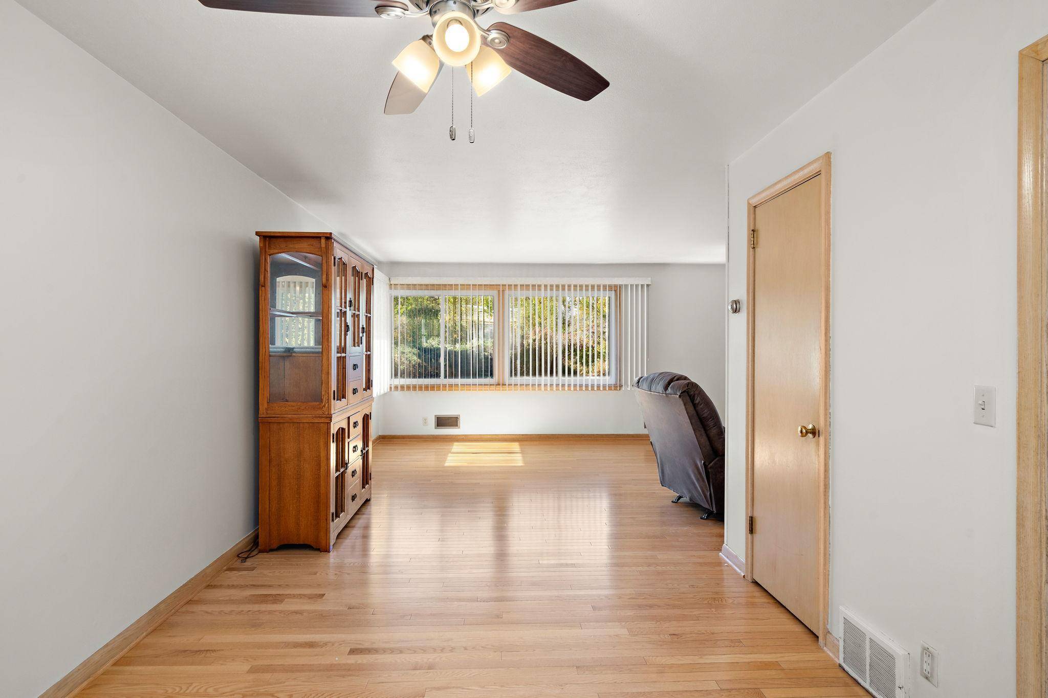 Bloomington, MN 55420,9525 Grand AVE S