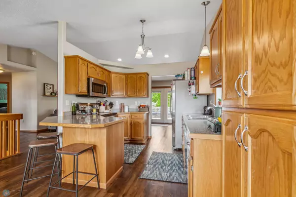 Moorhead, MN 56560,1127 18th ST N