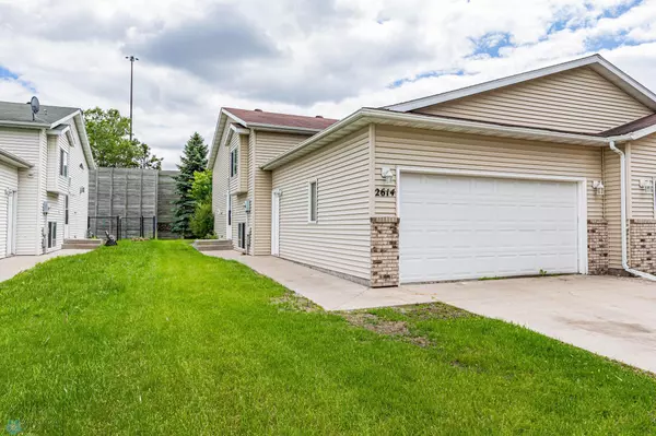 2614 Brookdale RD, Moorhead, MN 56560