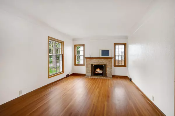 Robbinsdale, MN 55422,4247 Abbott AVE N