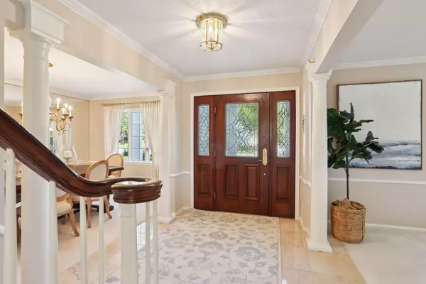 Edina, MN 55436,5637 Interlachen CIR