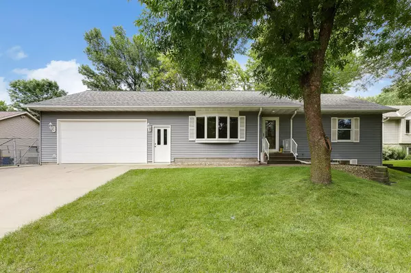 Faribault, MN 55021,1614 Springwood LN