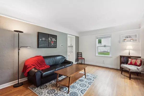 Robbinsdale, MN 55422,3702 Major AVE N