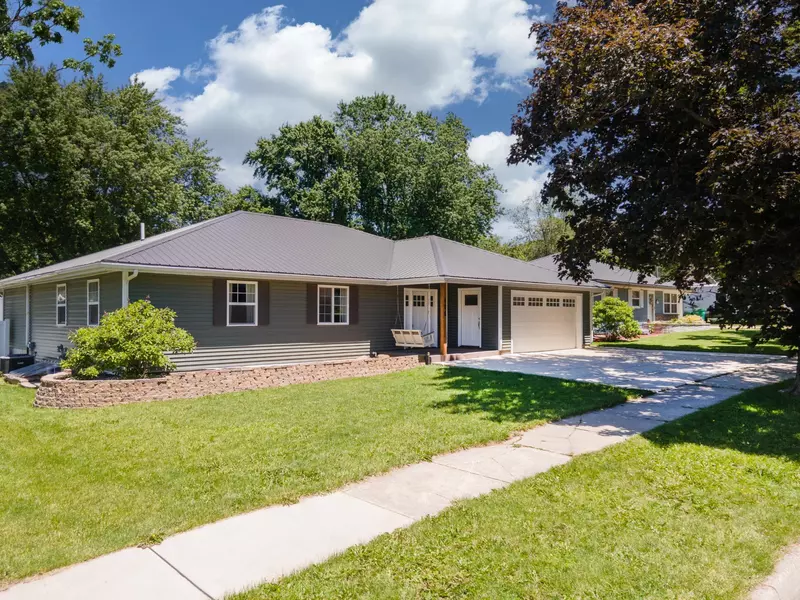 406 NW Lewison ST, Adams, MN 55909