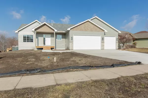 407 Music ST NW, New Prague, MN 56071