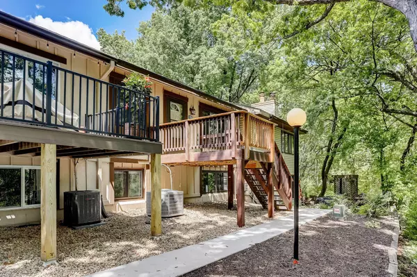 288 River Woods LN,  Burnsville,  MN 55337