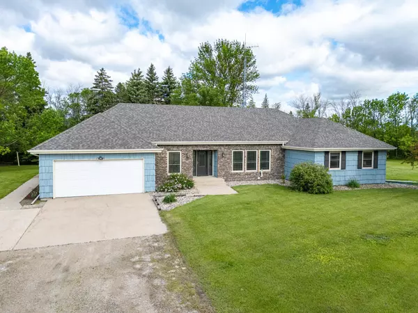 29305 230th AVE SW, Fairfax Twp, MN 56716