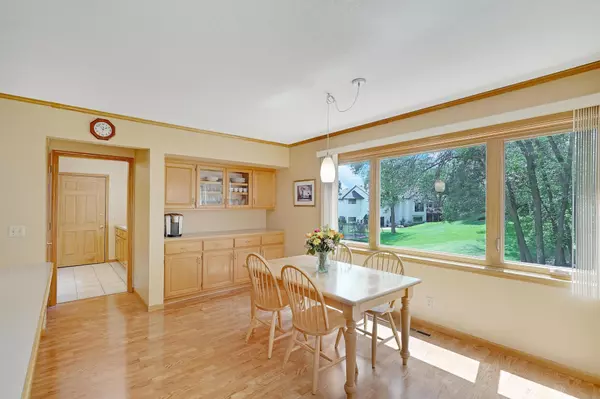 Maple Grove, MN 55311,6275 Fernbrook LN N