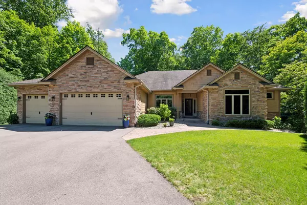 Minnetrista, MN 55364,5995 Maple Forest