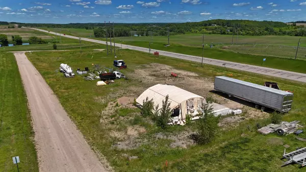 Elizabeth, MN 56533,340 & 324 N Pelican ST