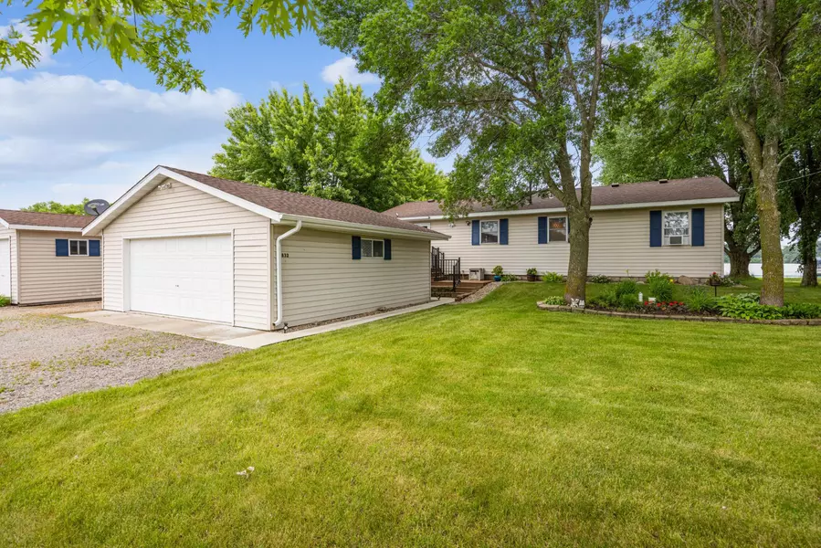 3832 Norris AVE NW, Annandale, MN 55302