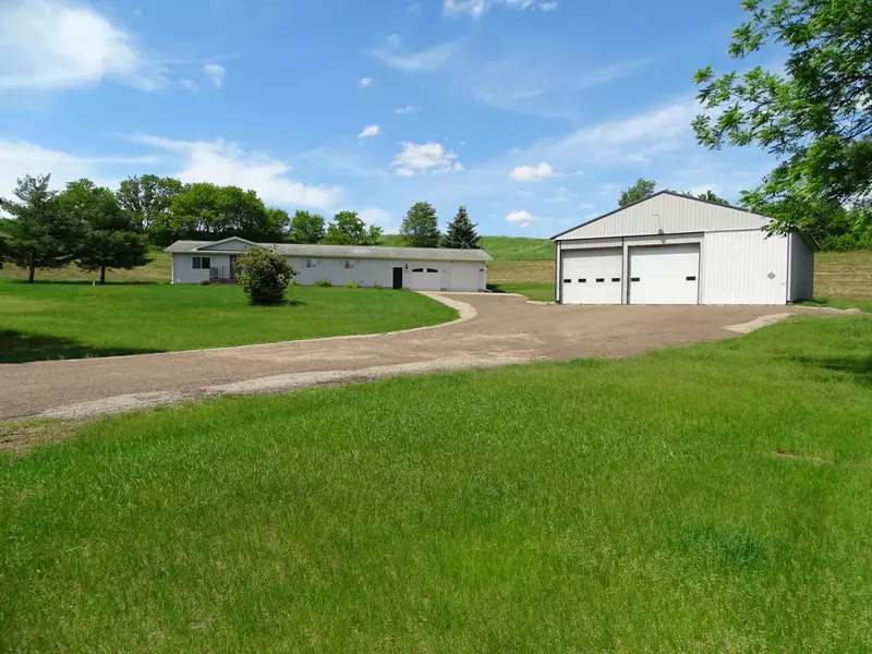 W1844 County Road T, Albany Twp, WI 54755