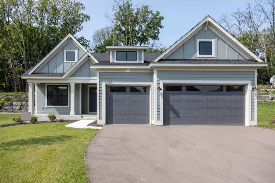 2969 Westwind CT, Little Canada, MN 55109