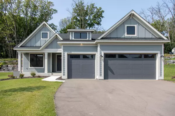 2969 Westwind CT, Little Canada, MN 55109