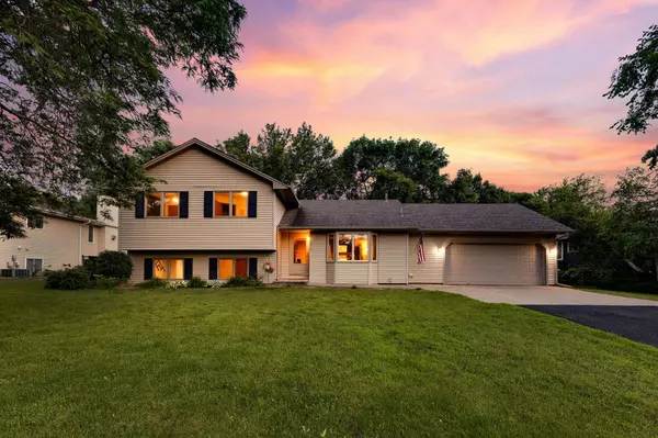 15615 47th AVE N, Plymouth, MN 55446