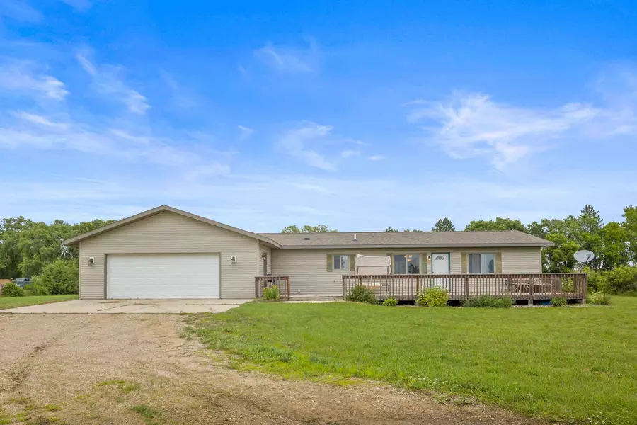 63568 260th ST, Litchfield, MN 55355