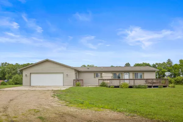 63568 260th ST, Litchfield, MN 55355