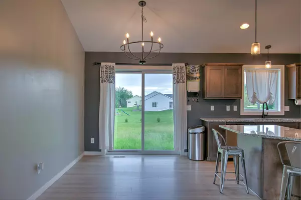 Cambridge, MN 55008,35682 London ST NE