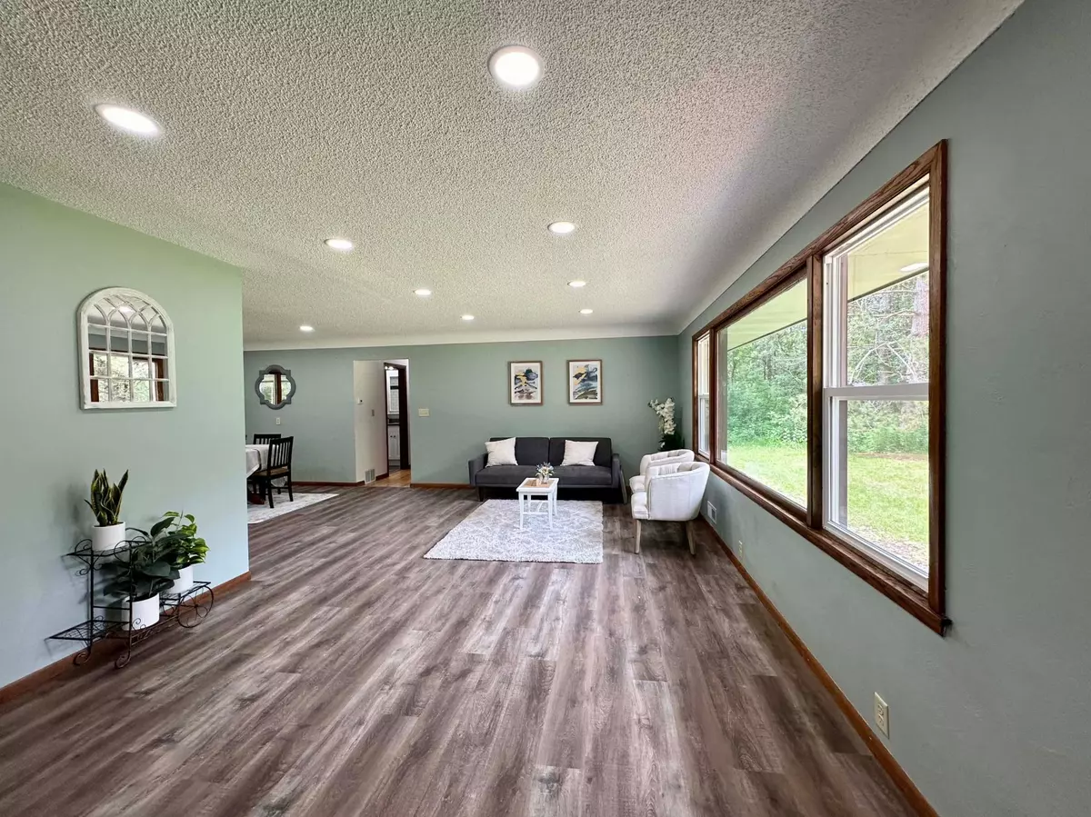 Columbus, MN 55025,8730 181st AVE NE