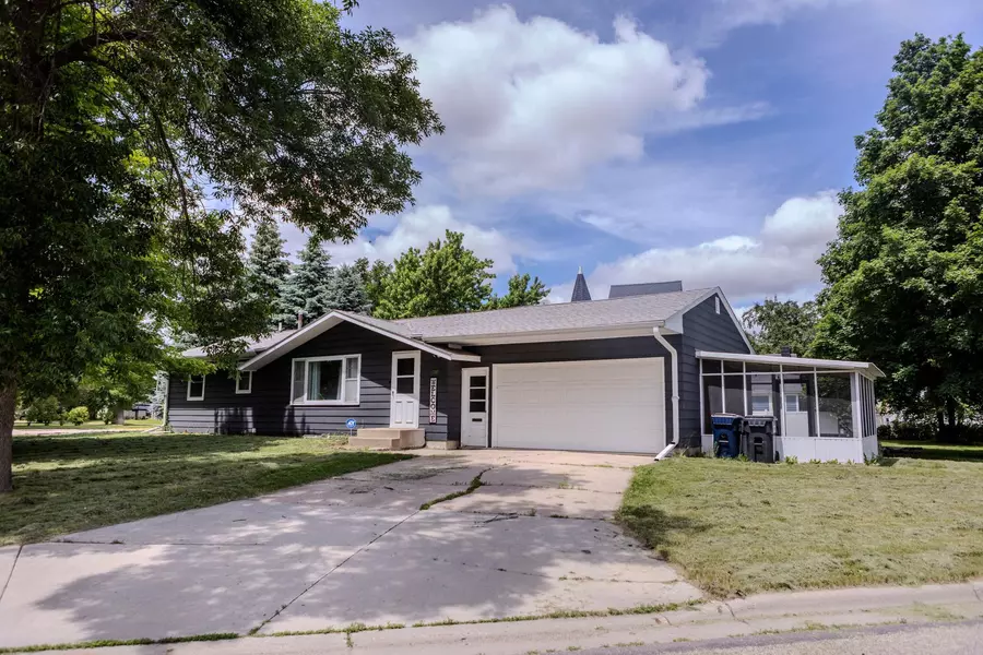 1100 Park AVE, Morris, MN 56267