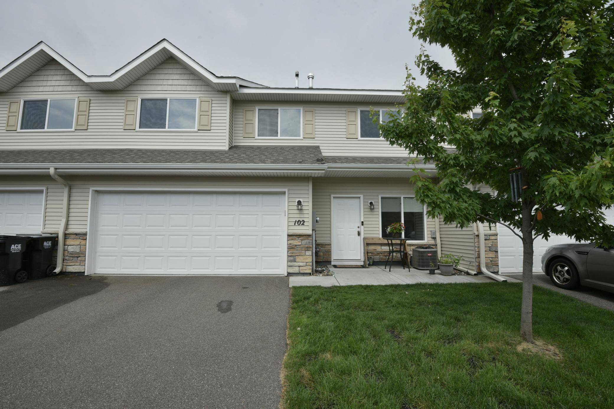 3854 232nd AVE NW #102, Saint Francis, MN 55070