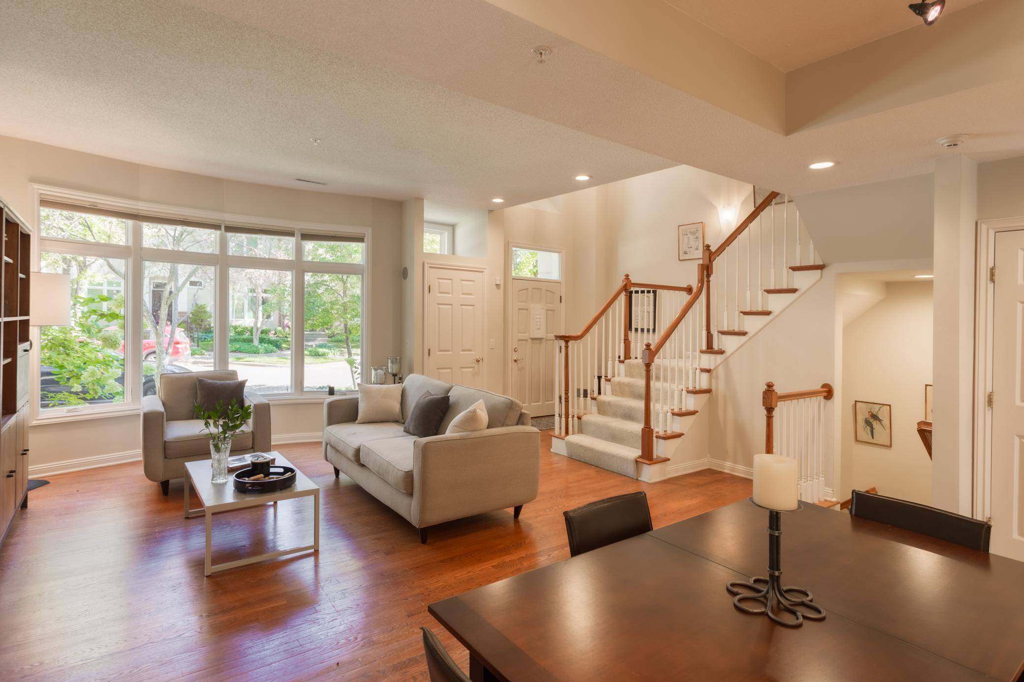 Edina, MN 55435,1006 Coventry PL