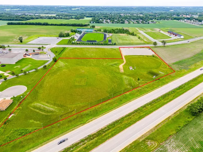 1001 Commerce DR W, Belle Plaine, MN 56011