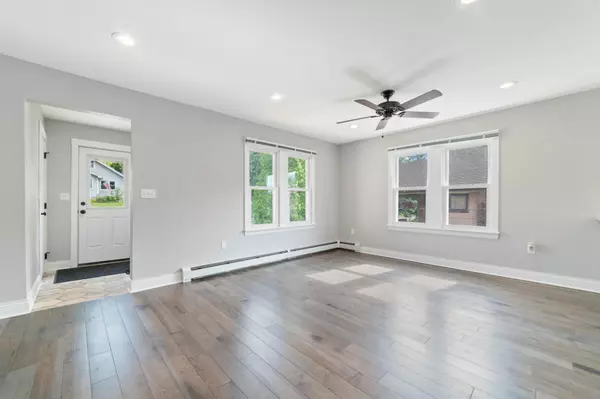 Duluth, MN 55804,4816 Dodge ST