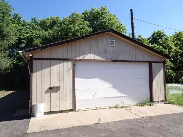 Saint Paul, MN 55117,243 Cottage AVE W