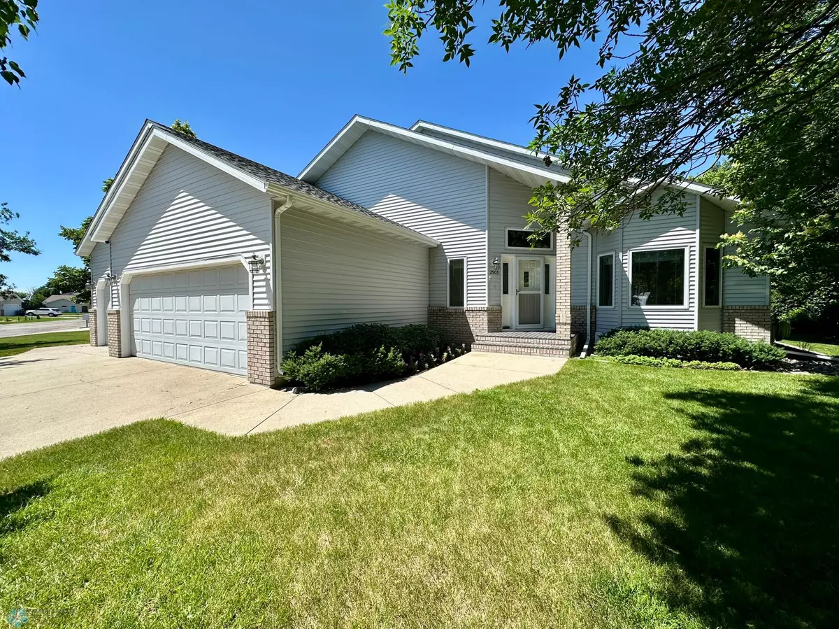 Moorhead, MN 56560,2903 29th ST S