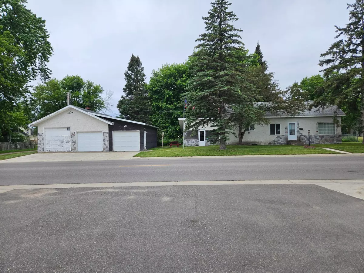 Brainerd, MN 56401,430 D ST NE