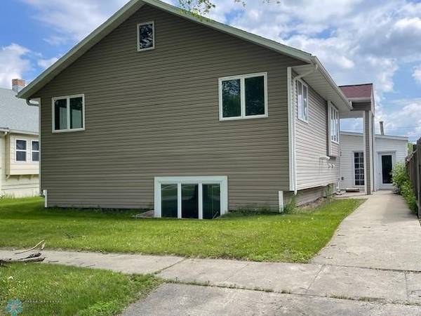 730 3rd ST N,  Wahpeton,  ND 58075