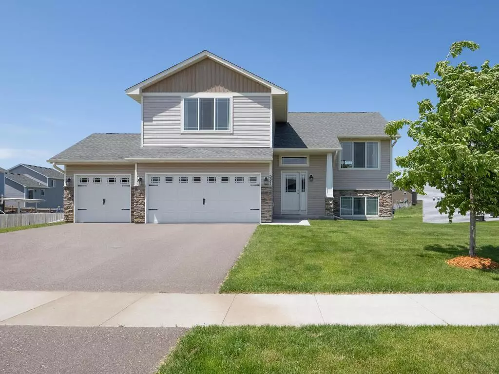 Isanti, MN 55040,321 Bluebird DR NW