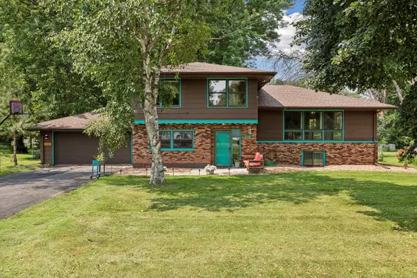 Mendota Heights, MN 55120,2351 Rogers AVE