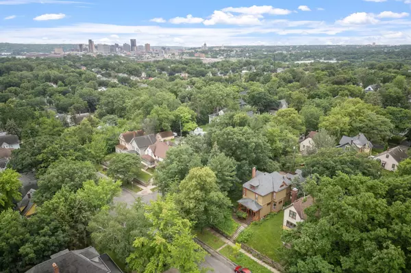 Saint Paul, MN 55130,1089 Jessie ST