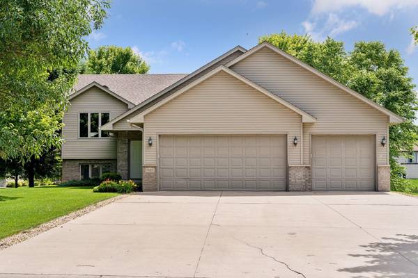 7680 Packard AVE NE,  Otsego,  MN 55330