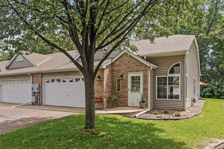 10749 Tamarack CIR NW, Coon Rapids, MN 55433