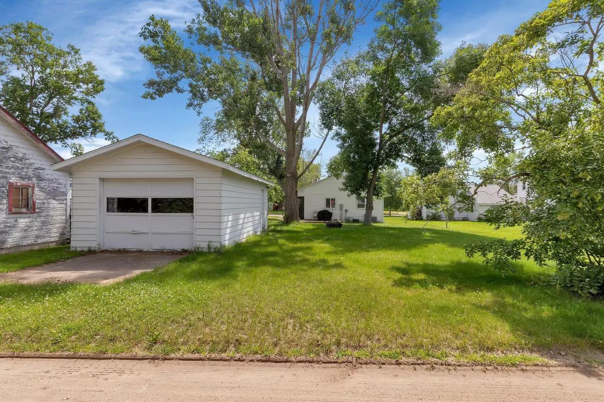 Wadena, MN 56482,515 3rd ST SE